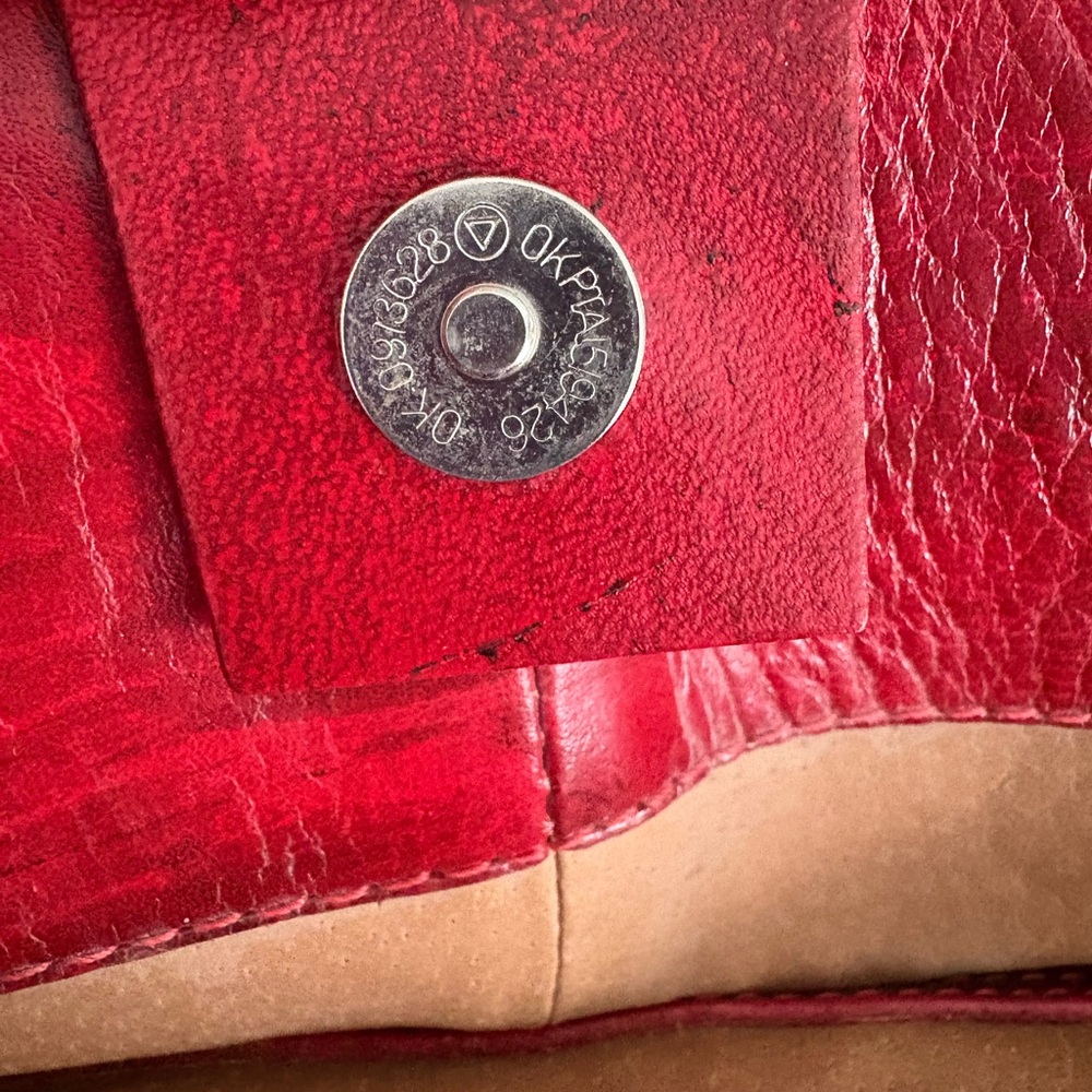 Alejandro Yeo Red Leather Hand Tooled Handbag Tote Like NEW - Picture 12 of 16